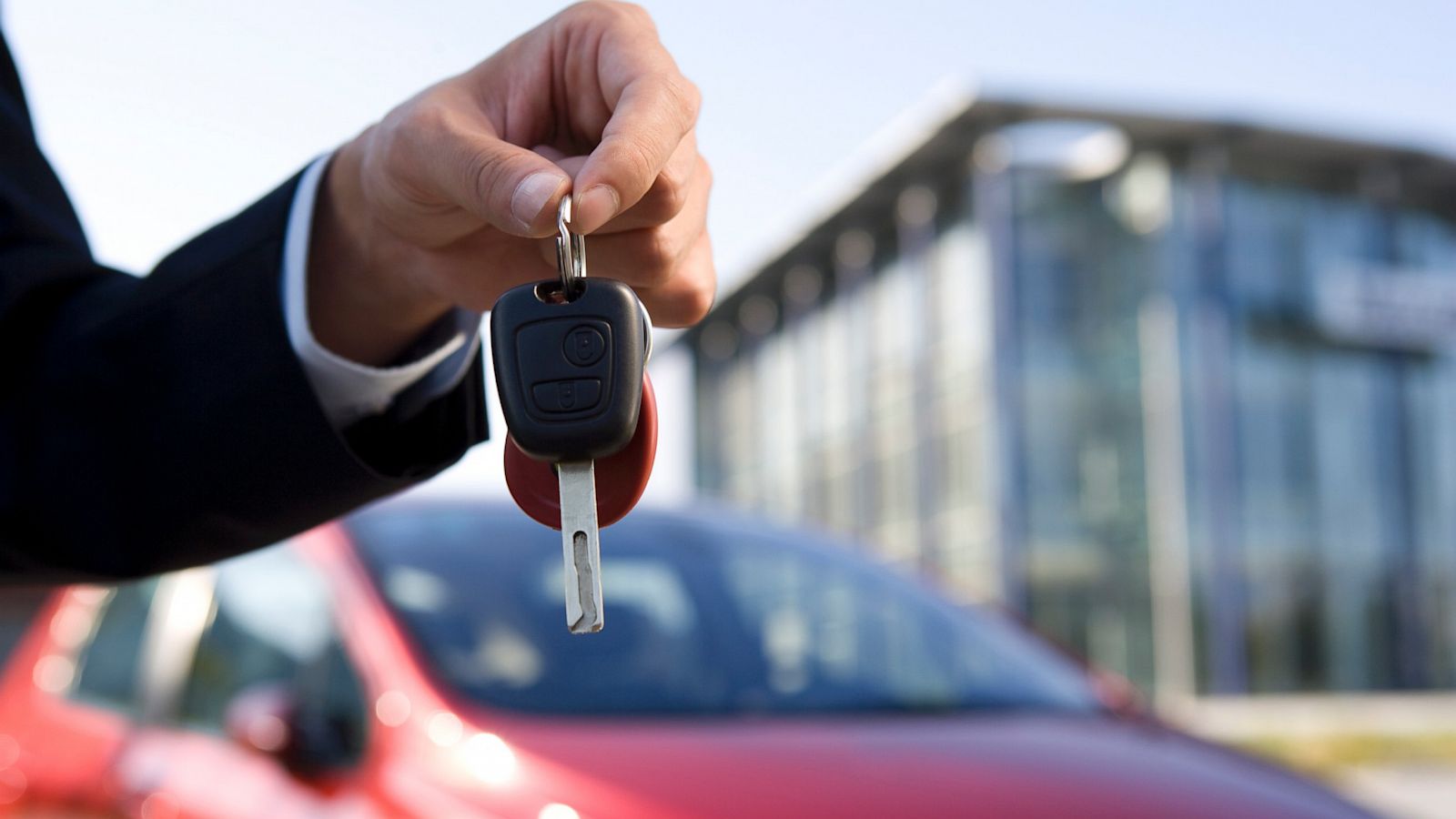 3 Crucial Considerations before you Start Shopping for your First Car